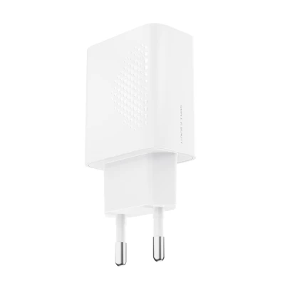 Universal φορτιστής 2 εξόδων USB-A και USB-C PD20W/QC18W σε λευκό χρώμα
