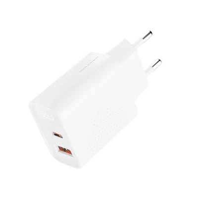 Universal φορτιστής 2 εξόδων USB-A και USB-C PD20W/QC18W σε λευκό χρώμα