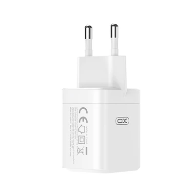Universal φορτιστής GaN 2 εξόδων USB-A και USB-C PD45W σε λευκό χρώμα