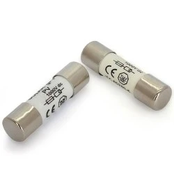 Κυλινδρική ασφάλεια PEDF-1000-30 10x38 30A 1000V DC για φωτοβολταϊκά συστήματα