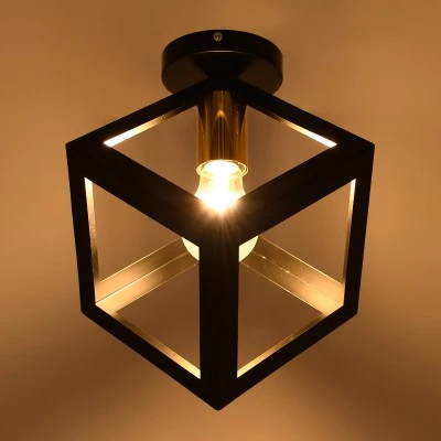 Μοντέρνο φωτιστικό οροφής κύβος CUBE μονόφωτο 1xE27 μεταλλικό πλέγμα μαύρο με χρυσό ντουί συμβατό έως G95 και καλώδιο PVC χωρίς λαμπτήρα 25x25x25 cm Μοντέρνο φωτιστικό οροφής κύβος CUBE μονόφωτο 1xE27 μεταλλικό πλέγμα μαύρο με χρυσό ντουί συμβατό έως G95 και καλώδιο PVC χωρίς λαμπτήρα 25x25x25 cm