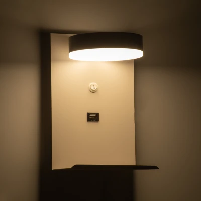 Μοντέρνα επιτοίχια απλίκα reading light kelvo® CROWN με ενσωματωμένο LED 5W 550lm 120° AC 220-240V IP20 φυσικό λευκό 4500K με φορτιστή USB λευκό ματ 15x15x23cm Μοντέρνα επιτοίχια απλίκα reading light kelvo® CROWN με ενσωματωμένο LED 5W 550lm 120° AC 220-240V IP20 φυσικό λευκό 4500K με φορτιστή USB λευκό ματ 15x15x23cm
