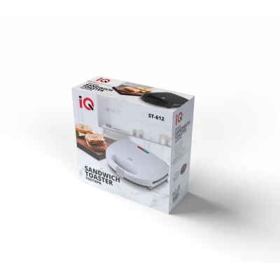 Τοστιέρα λευκή IQ ST-612 750W με αντικολλητικές πλάκες γκριλ και αντιθερμική λαβή